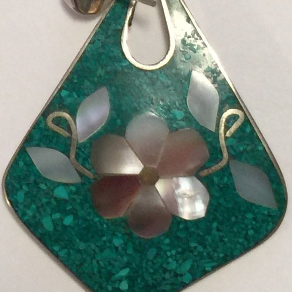 ALPACA MEXICAN SILVER EARRINGS - Picture 3 of 5